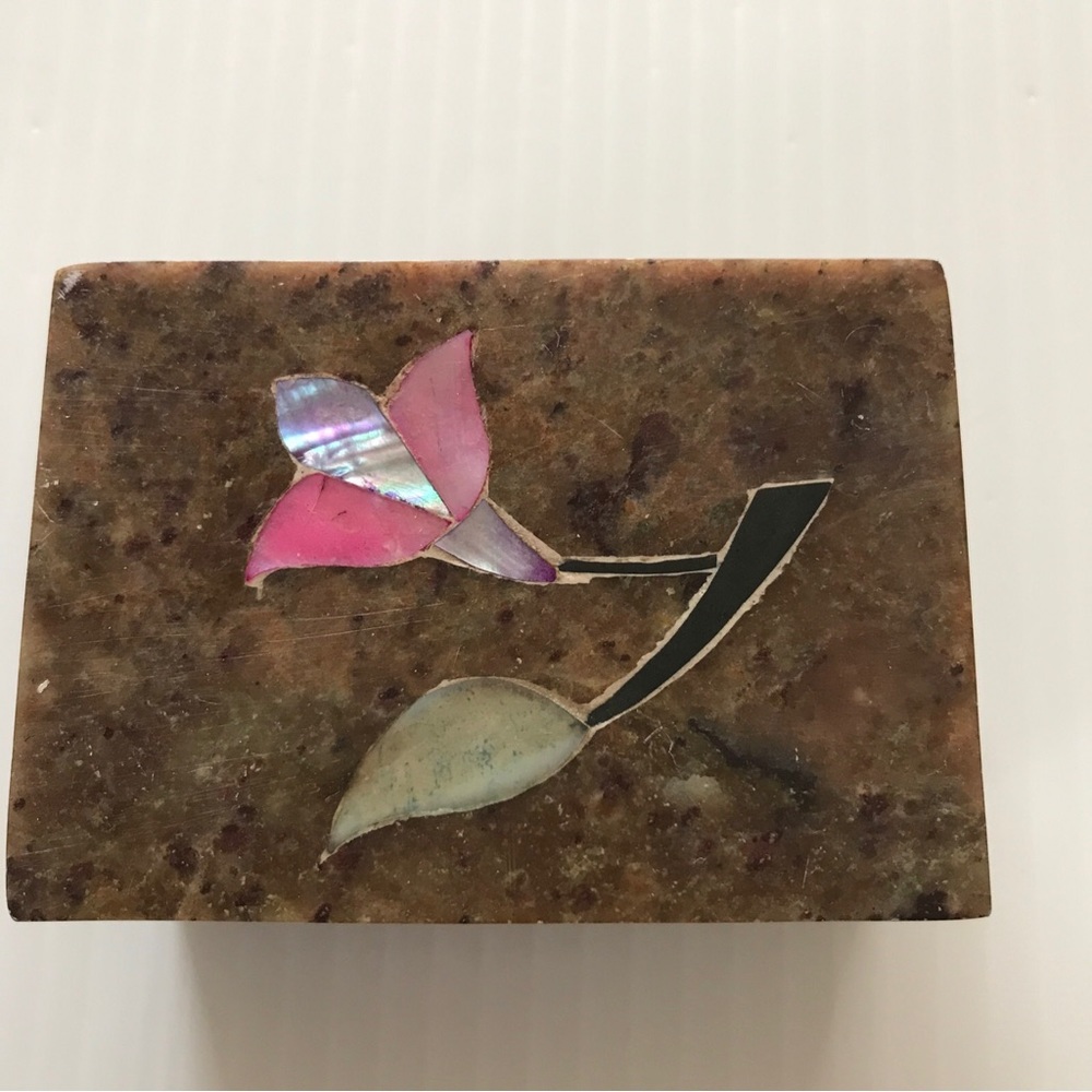 Vintage soapstone box trinket mother of pearl Inlay